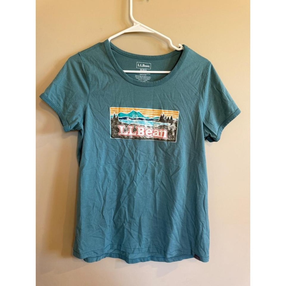 LL Bean Women's T Shirt Graphic Print Blue Short Sleeve Cotton Polyester Blend M